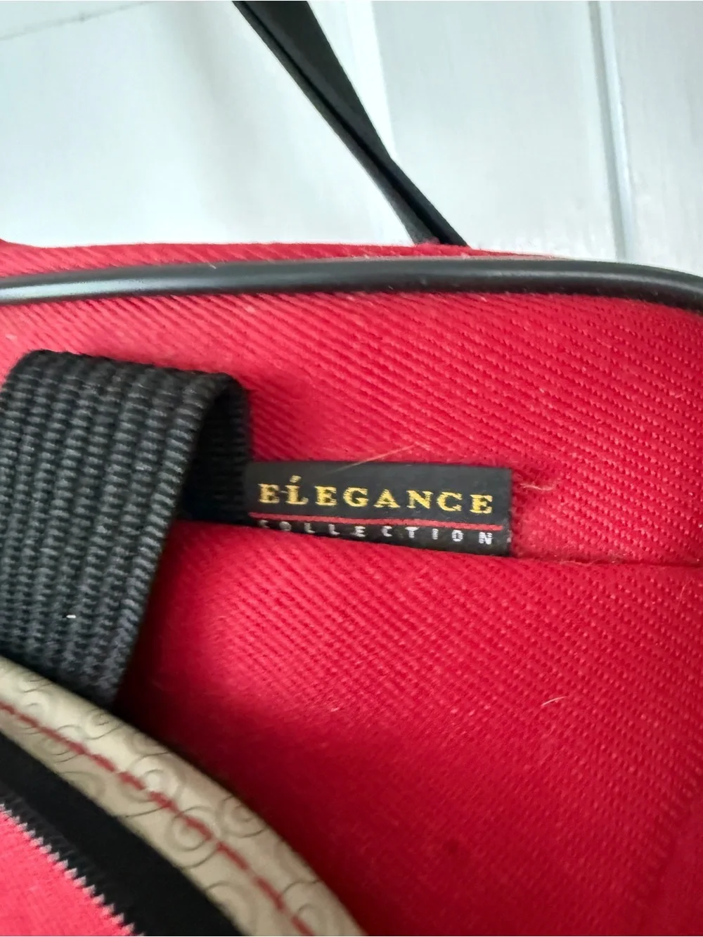 American Airlines Red Laptop Shoulder Bag with Adjustable Strap